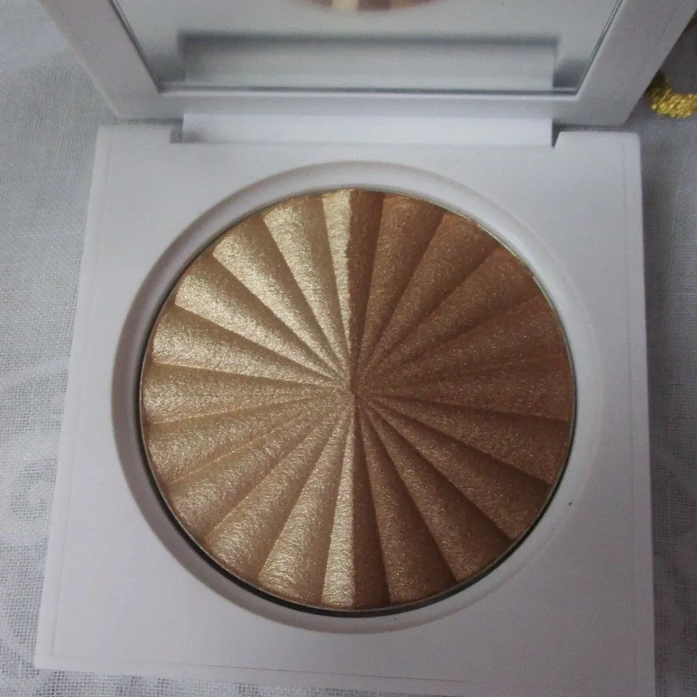 Ofra Cosmetics Hot Cocoa Bronzer/Highlighter Duo